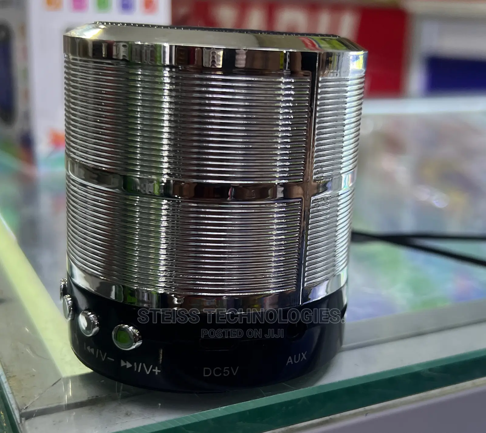 Robot Portable Bluetooth Speaker