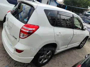 Toyota RAV4 2016 White