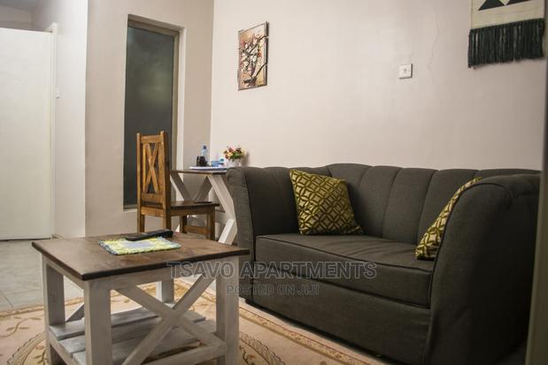 Airbnb Homes - main view