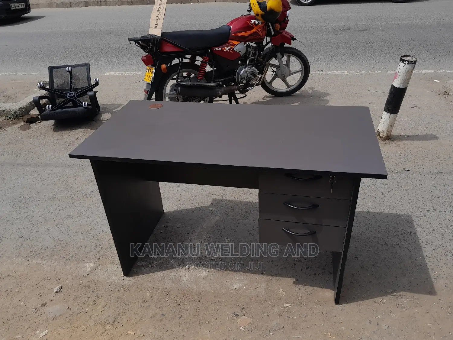 Office Desk