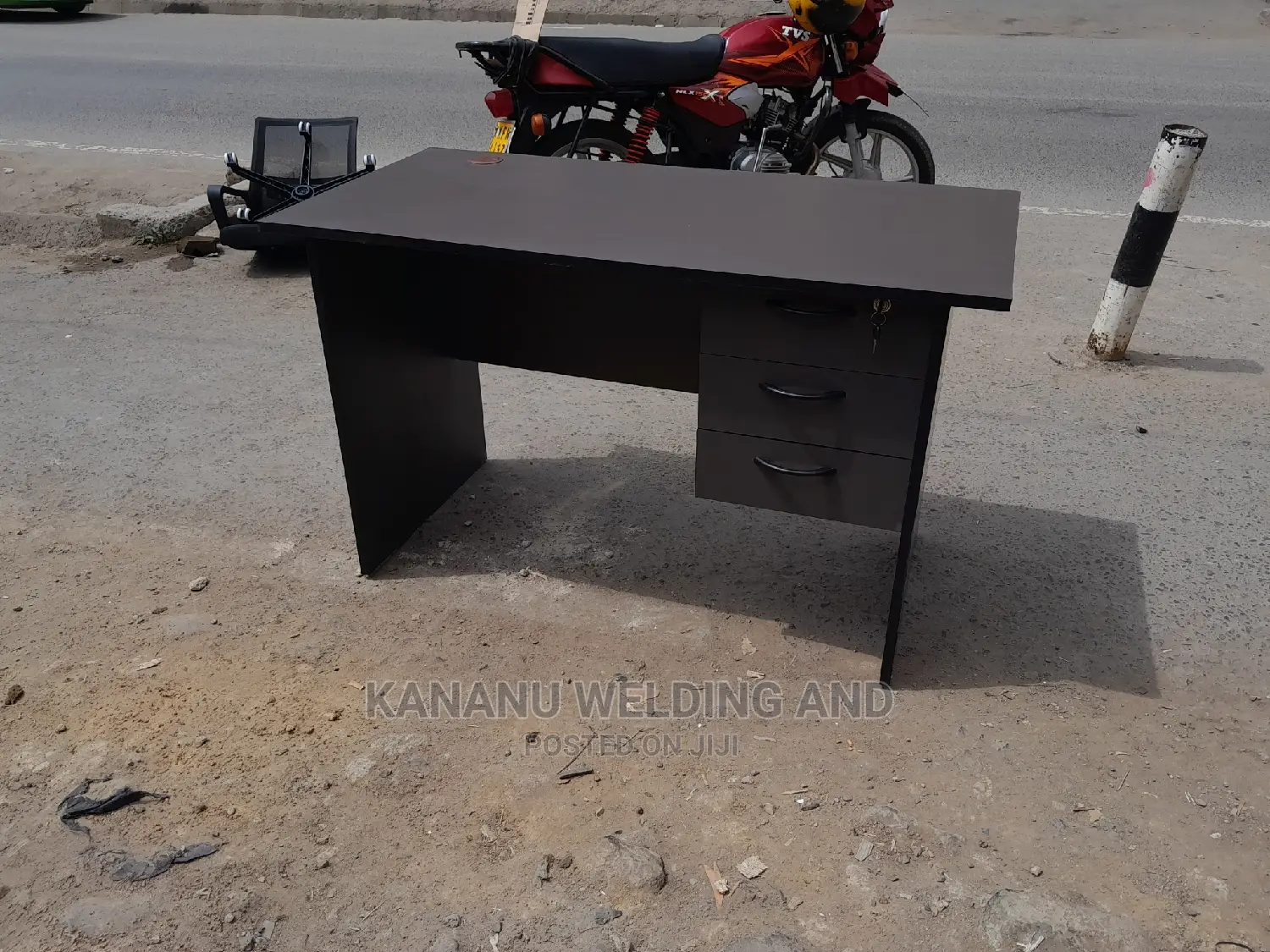 Office Desk