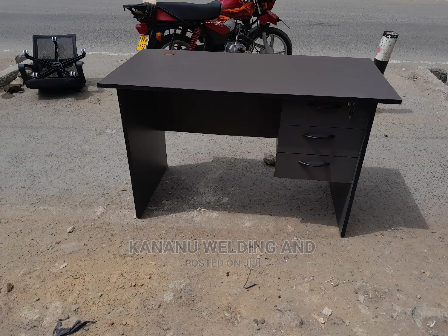 Office Desk