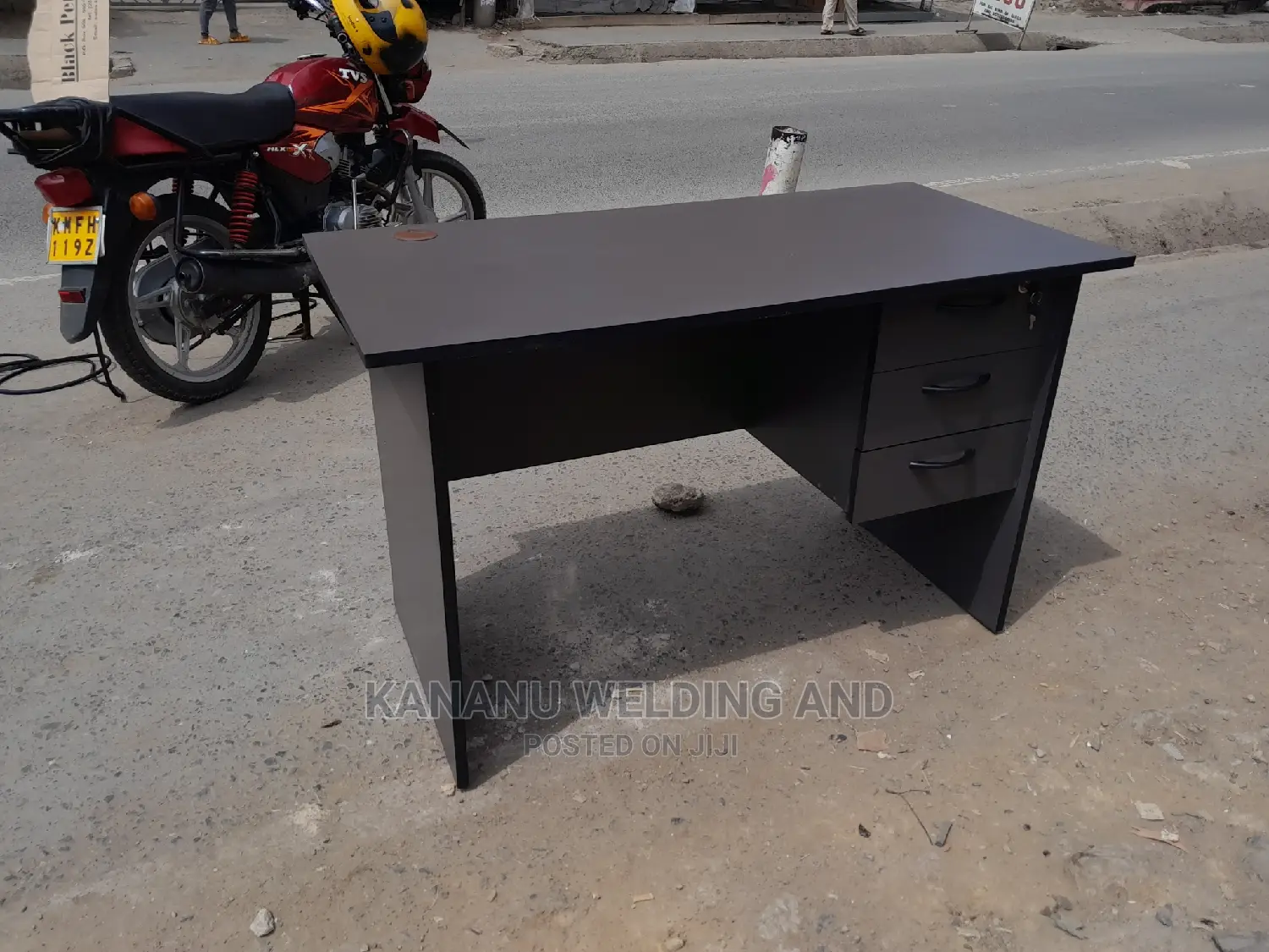 Office Desk