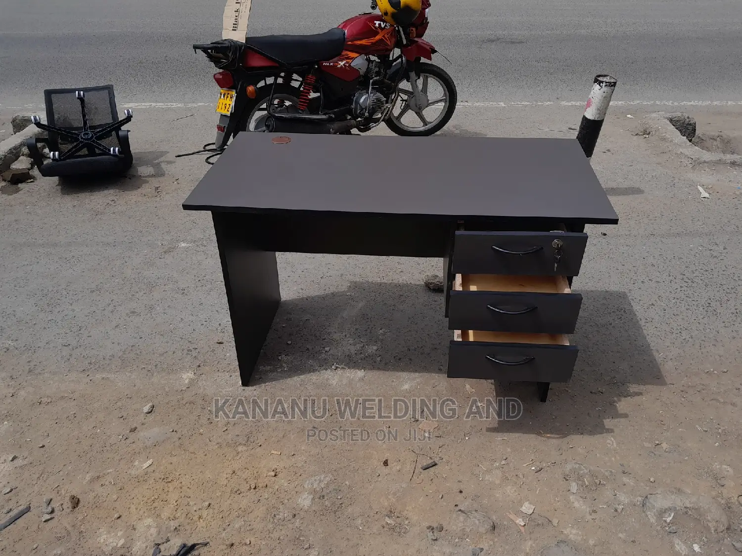 Office Desk