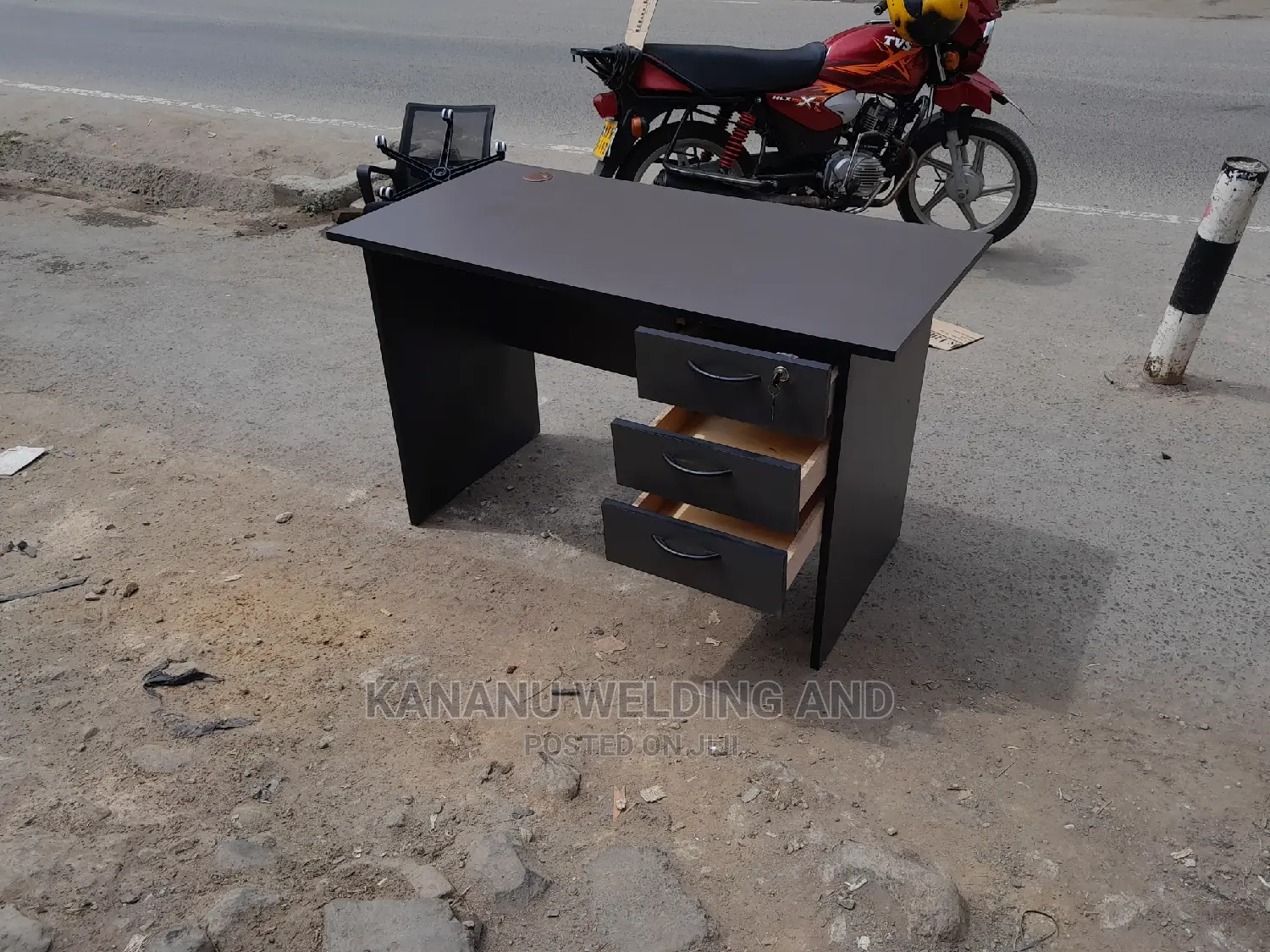 Office Desk
