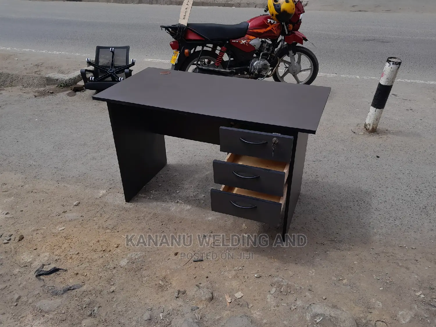 Office Desk