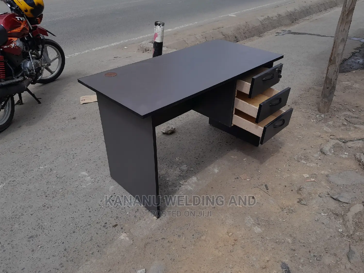 Office Desk