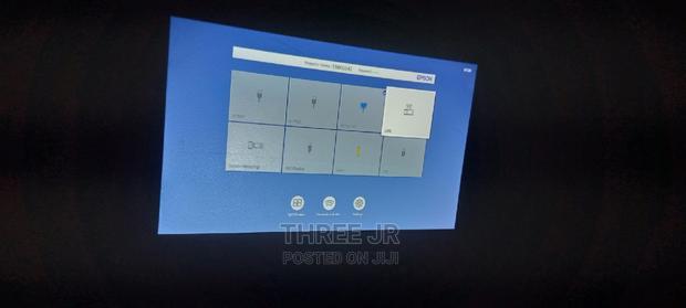 Sharp Images With Epson EB L200F - thumbnail 2
