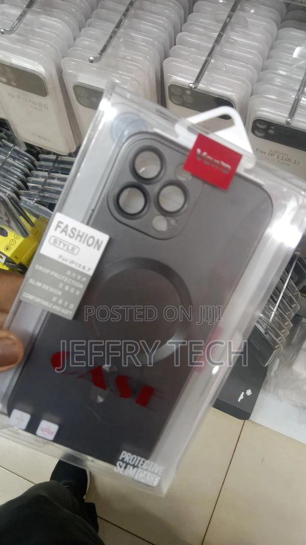 Magsafe Case Camera Lens Protection for iPhone 13 Pro Max - thumbnail 3