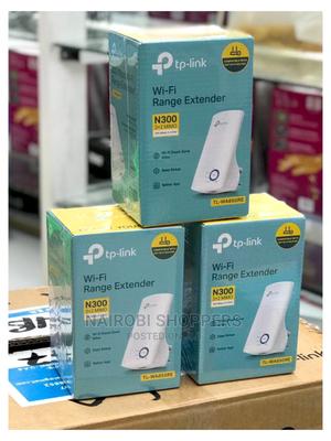 Tp-Link Wifi Range Extender N300 - main view