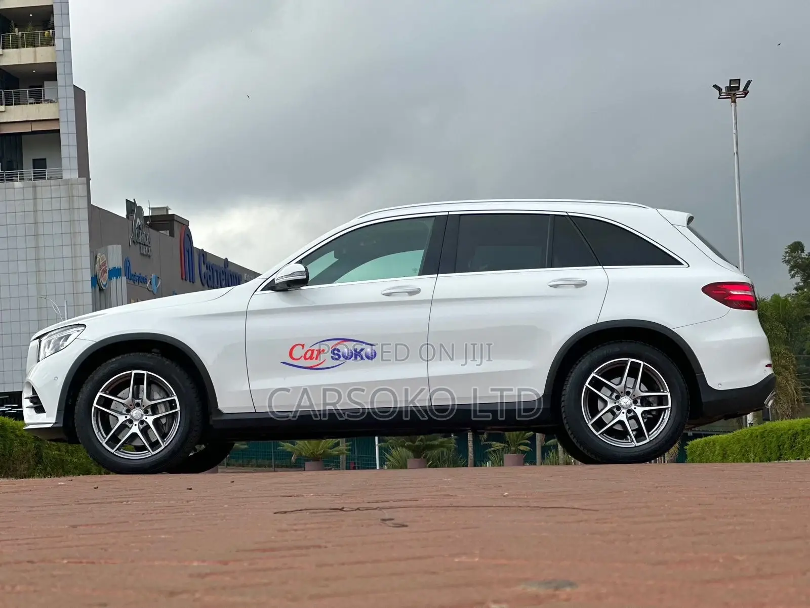 Mercedes-Benz GLC-Class 2016 White