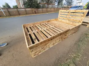 4*6 Pallet Bed- Detachable ( Mbtx)