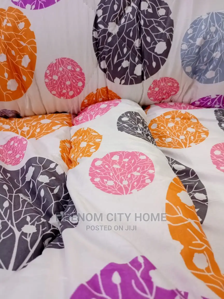 Unbinded Duvet Set