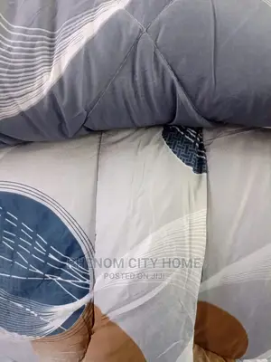 Unbinded Duvet Set