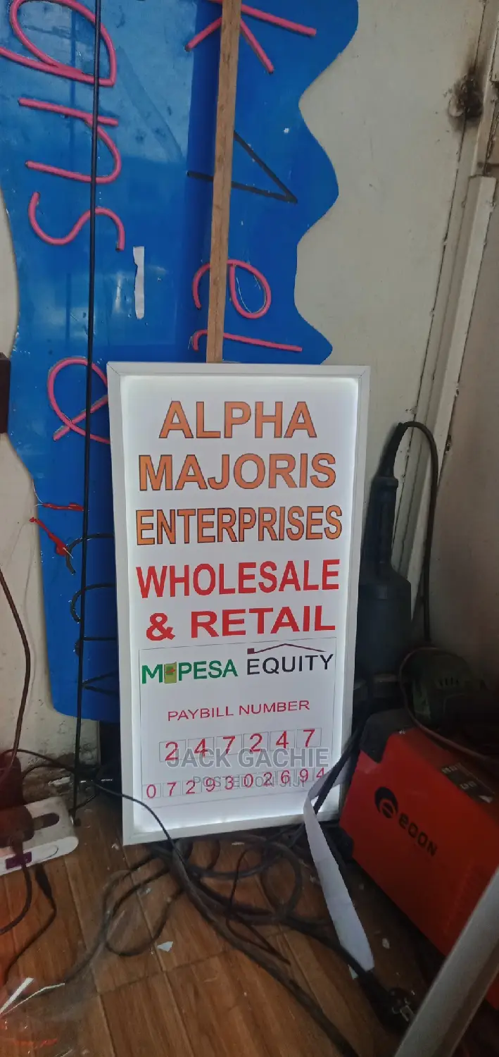 Lightbox Sign Size 4f by 2.5f and 3d Sign