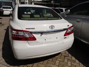 Toyota Premio 2016 White