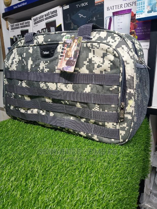 Camouflage Travel Bag - thumbnail 3