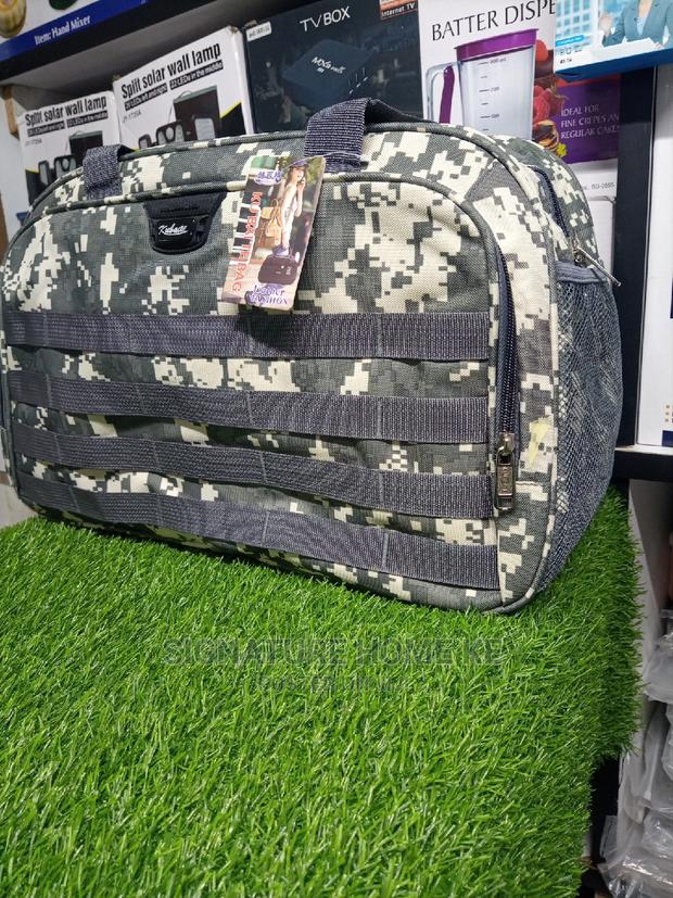 Camouflage Travel Bag - thumbnail 4