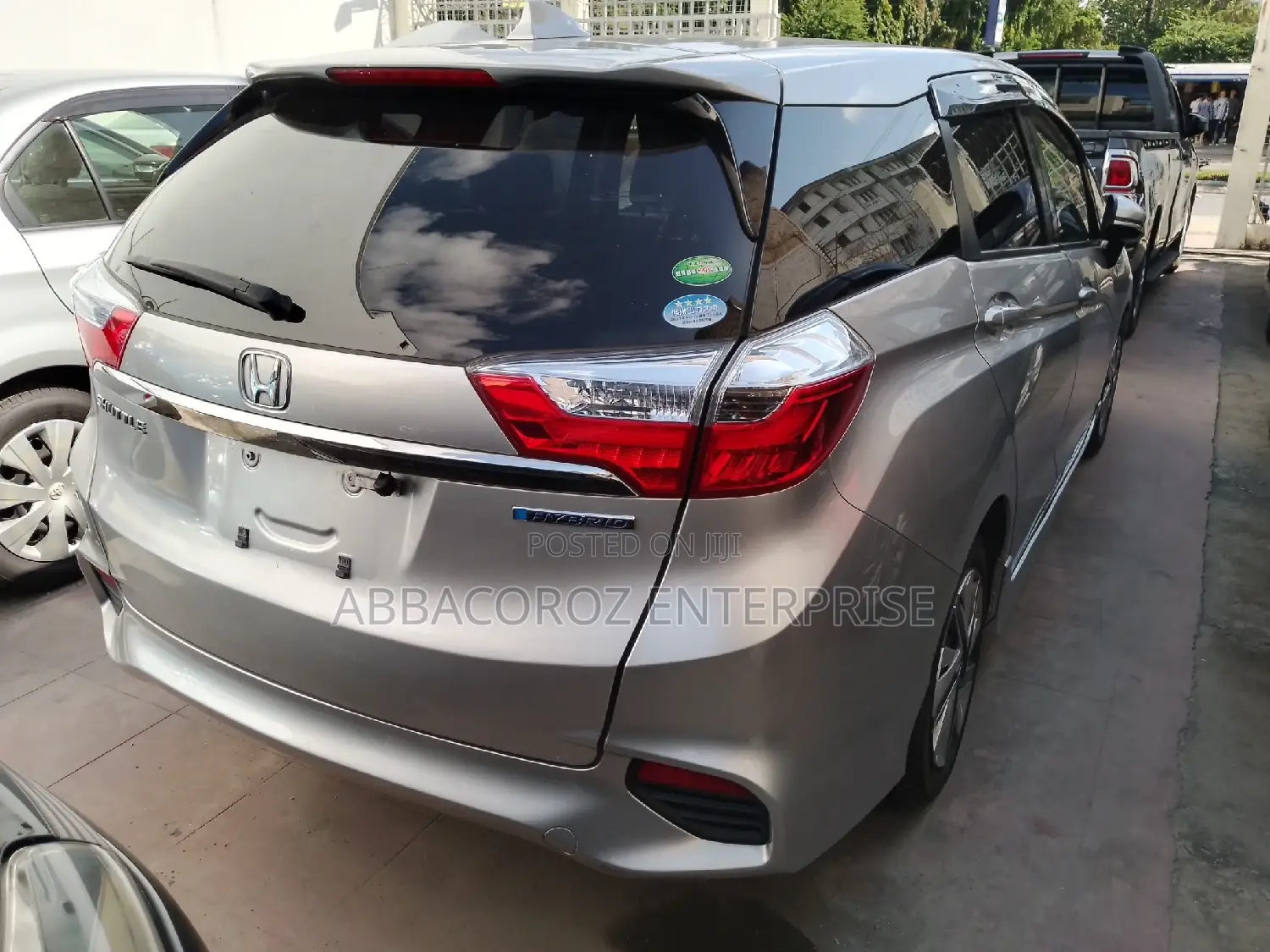 Honda Shuttle 2016 Silver