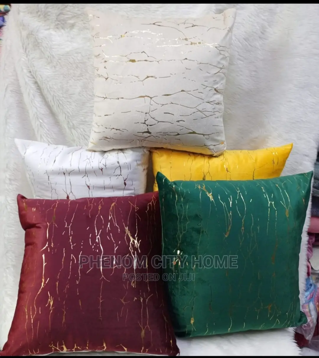 Pillow and Throwpillow Covers