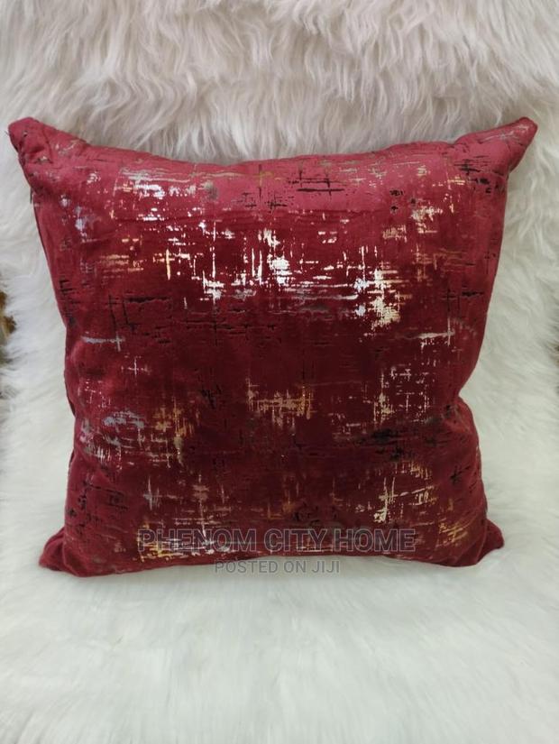 Pillow and Throwpillow Covers - thumbnail 3