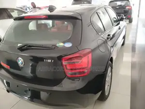 BMW 118i 2016 Black