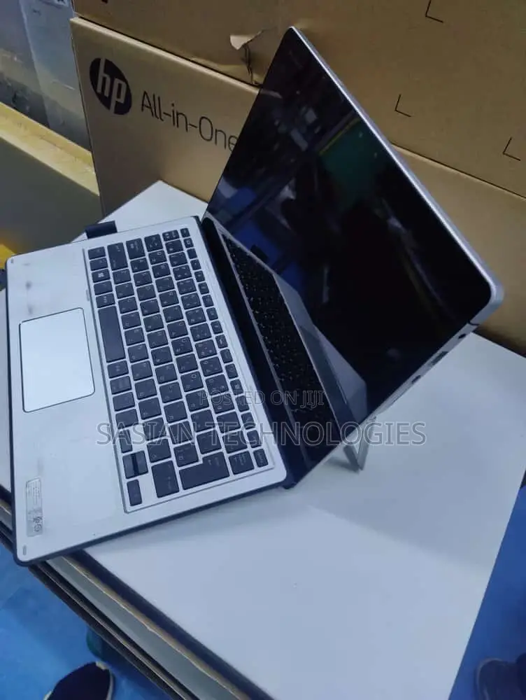 Laptop HP Elite X2 1012 8GB Intel Core I5 SSD 256GB