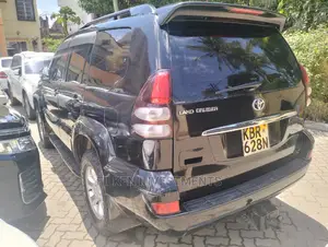 Toyota Land Cruiser Prado 3.0 D-4D 5dr 2005 Black
