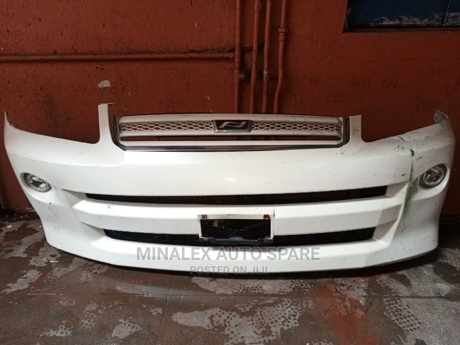 Front Bumper Toyota Noah 2005/7 Model