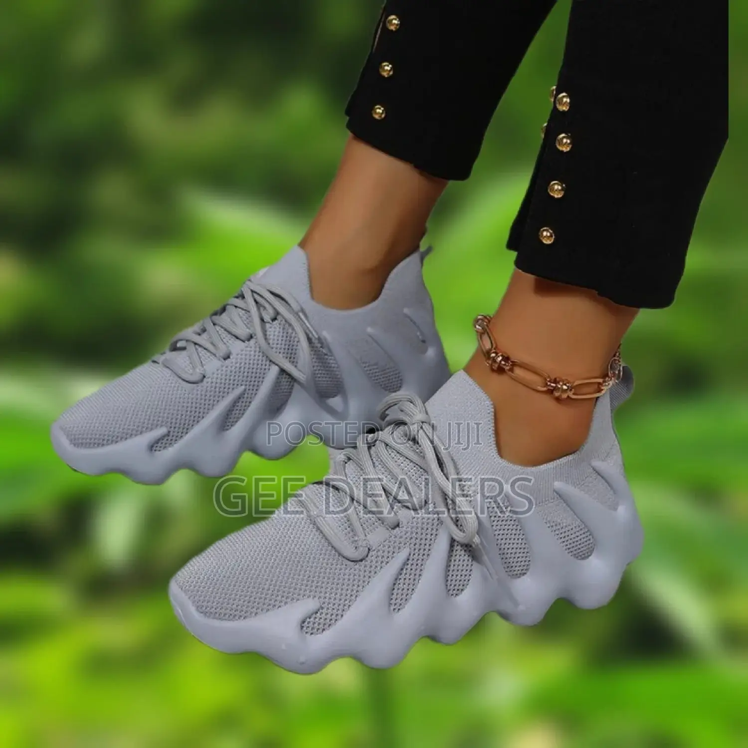 Yeezy 450 Sneakers Available in Wholesale Price