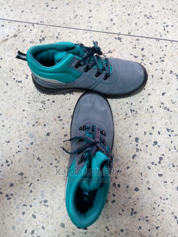 Protective Clothing - thumbnail 3