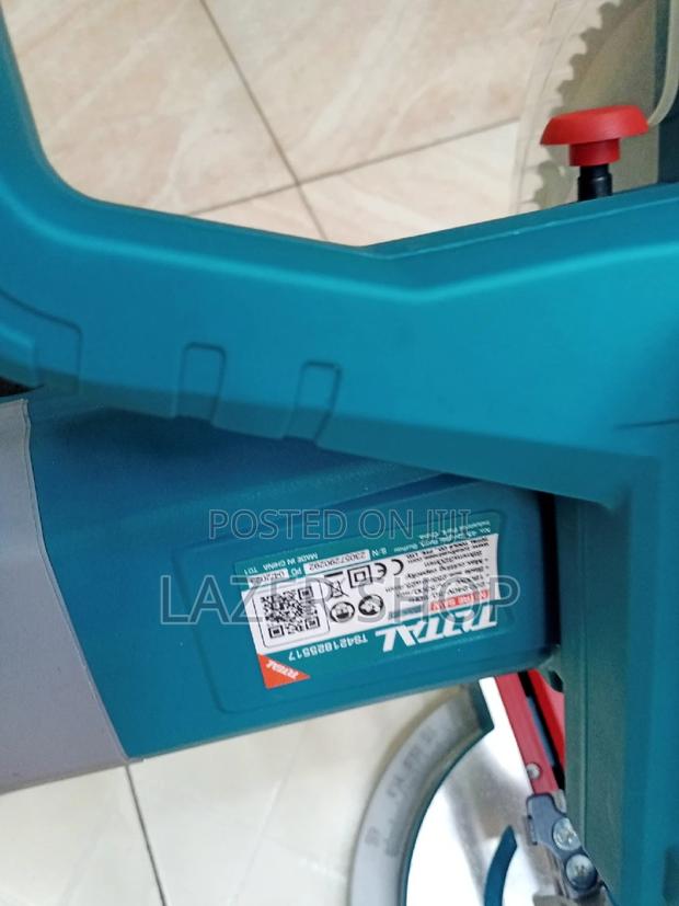 Mitre Saw 1800w - thumbnail 3