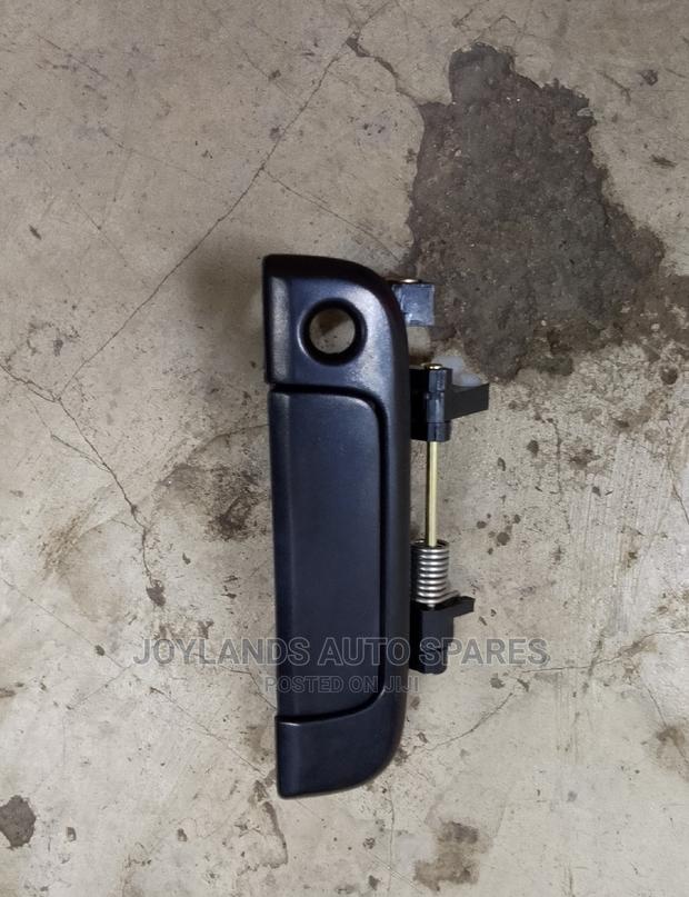 Hiace 5l Shark Outer Door Handle - main view