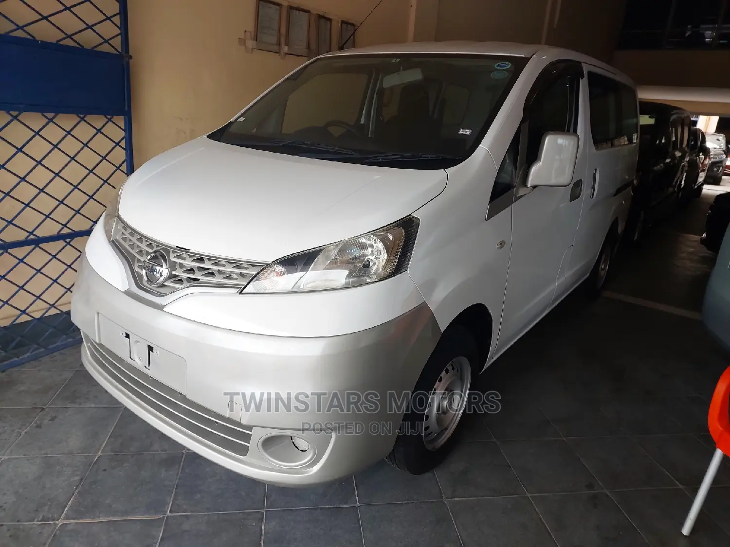 Nissan NV200 SV 2017 White