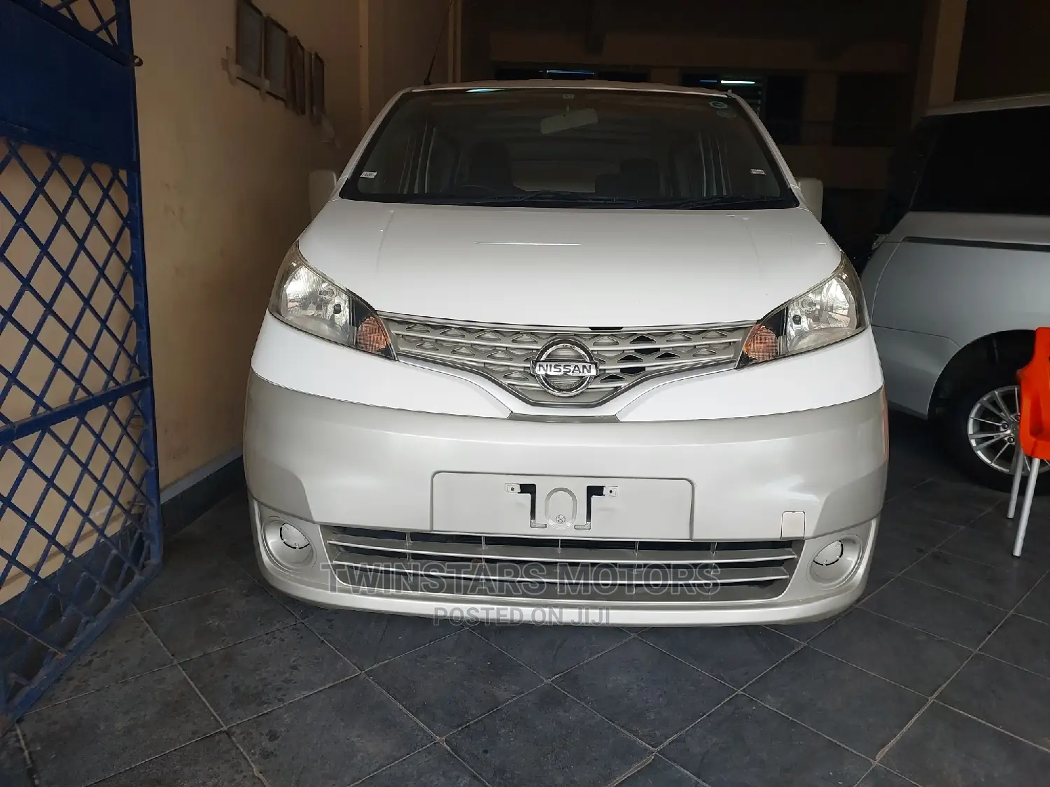 Nissan NV200 SV 2017 White