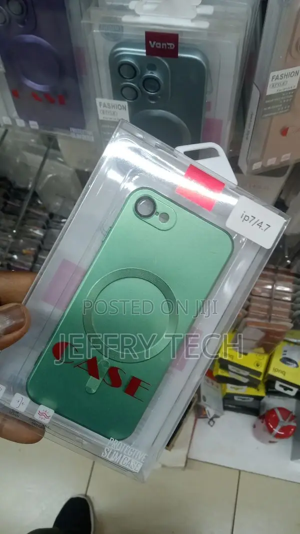 Shockproof Magsafe Case for iPhone SE 2020 / 7 / 8(Deep Gree