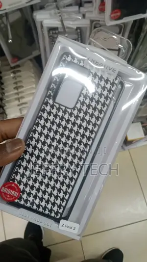 Galaxy Z Fold 2 Case, Ultra-Thin Carbon Fiber Shockproof Pro