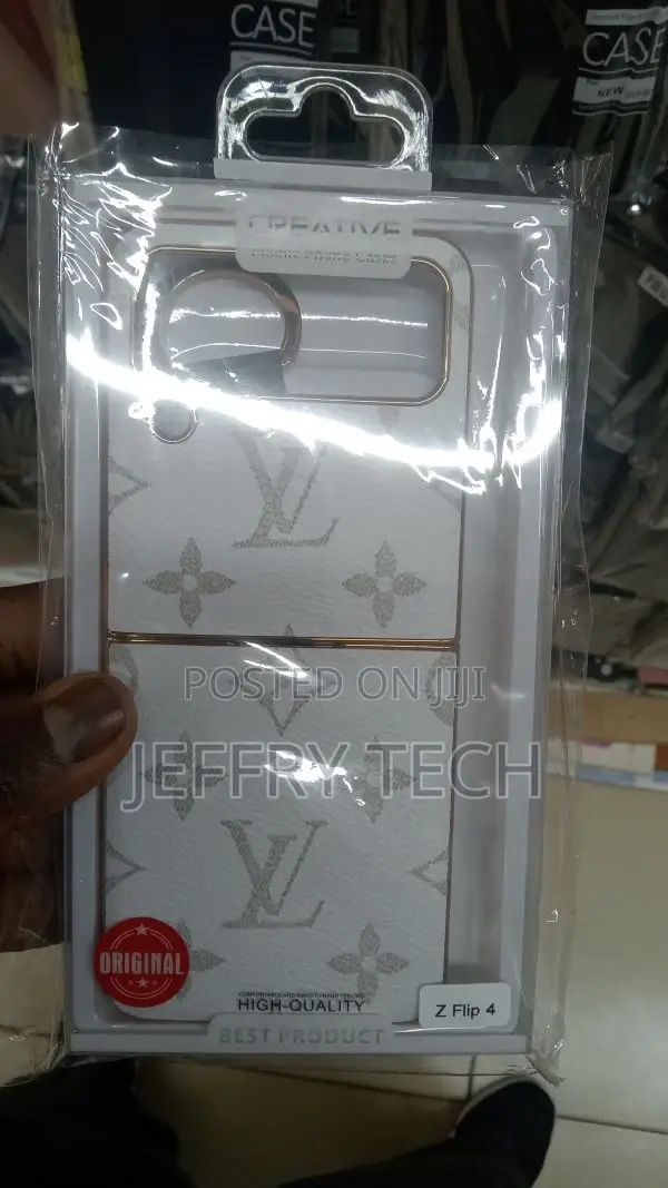 Carbon Fibre Phone Case for Samsung Galaxy Z Flip 4 Cover