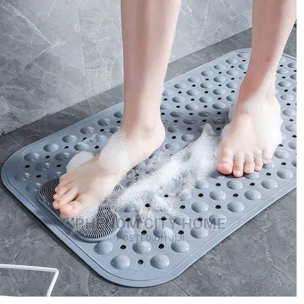 Anti Slip Bathroom Mat - main view