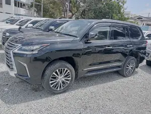 Lexus LX 2016 Black