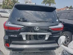 Lexus LX 2016 Black