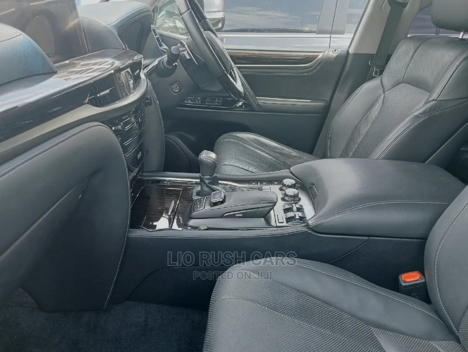 Lexus LX 2016 Black