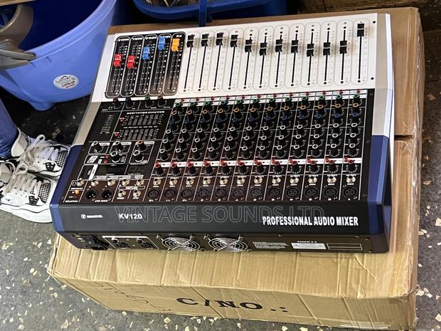 Powered PRO Mixer 12 Channel/ New - thumbnail 2