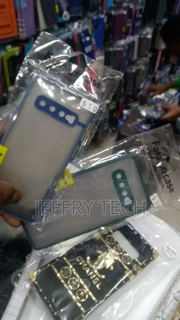 Smoke Silicone Samsung S10 Back Cover