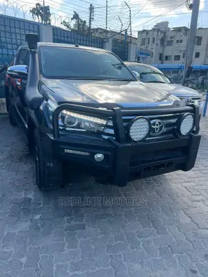 Toyota Hilux 2017 Black