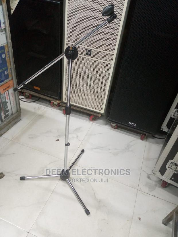 Tripod Microphone Stand (70s)