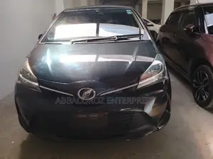 Toyota Vitz 2016 Black