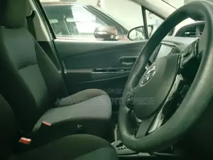 Toyota Vitz 2016 Black