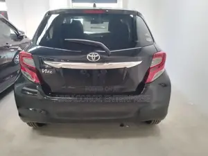 Toyota Vitz 2016 Black