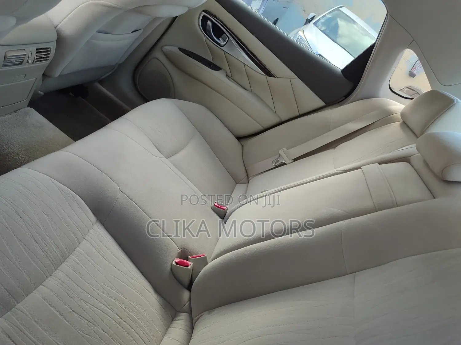 Nissan Fuga 2016 Silver